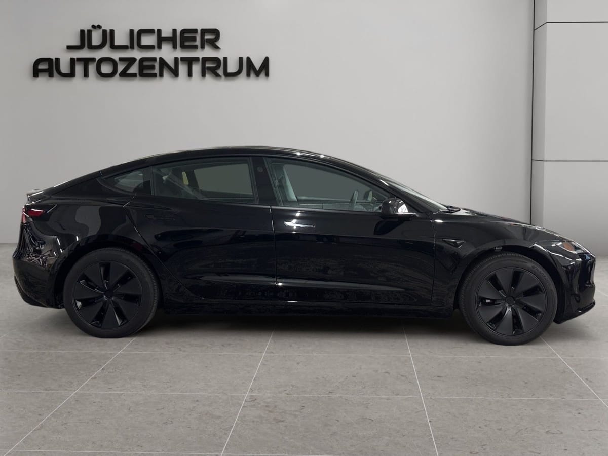 Tesla Model 3 Long Range RWD Insp. Tüv Neu foto 2