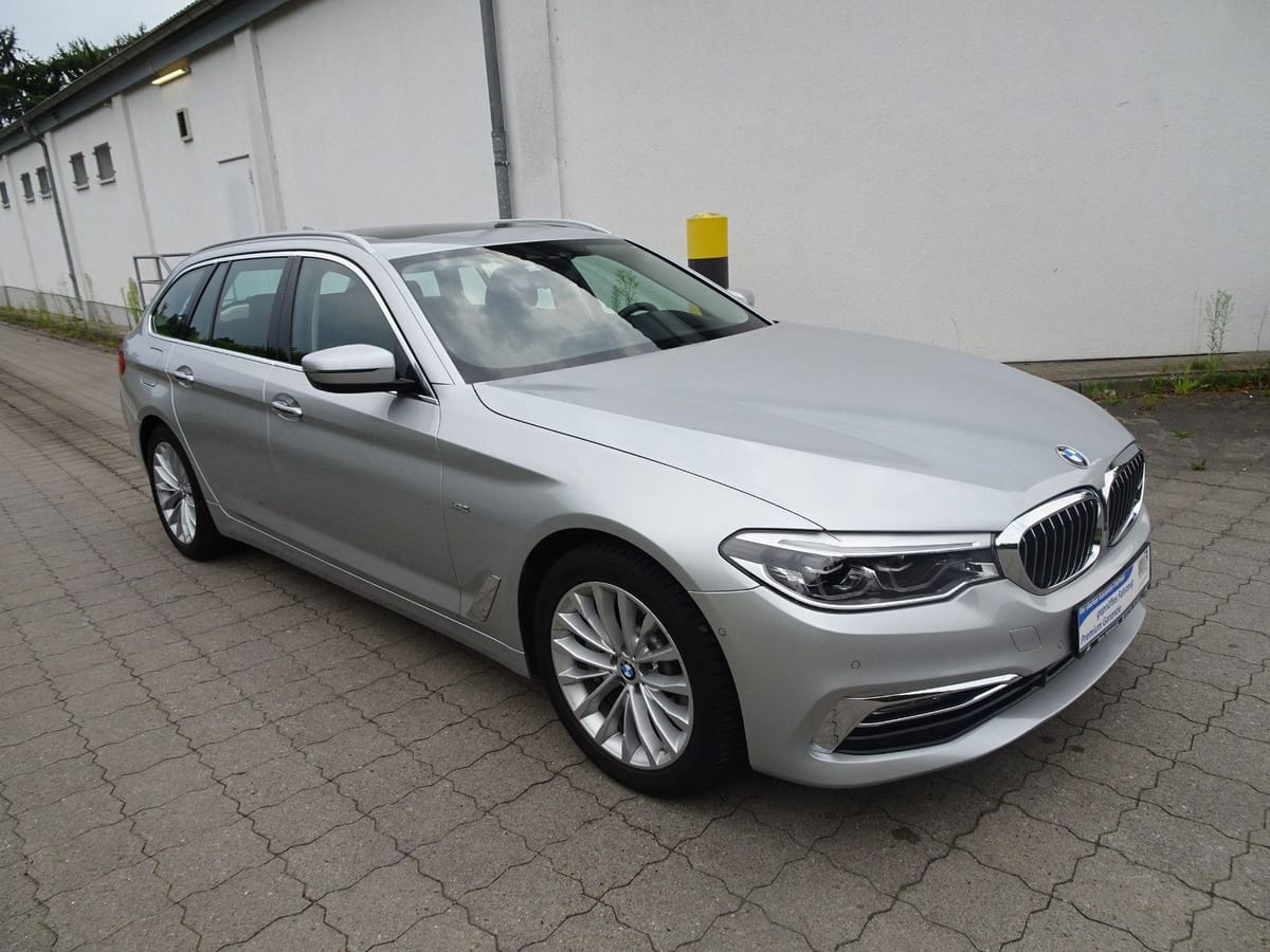 BMW 530 5 Touring 530 i Luxury Line foto 5