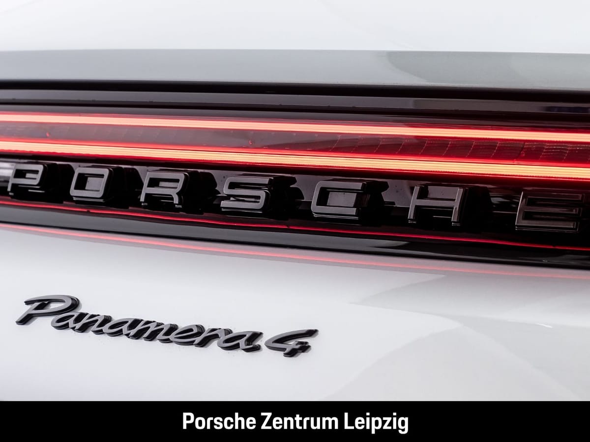 Porsche Panamera 4 E-Hybrid SportDesign HD BeifDisplay B foto 15