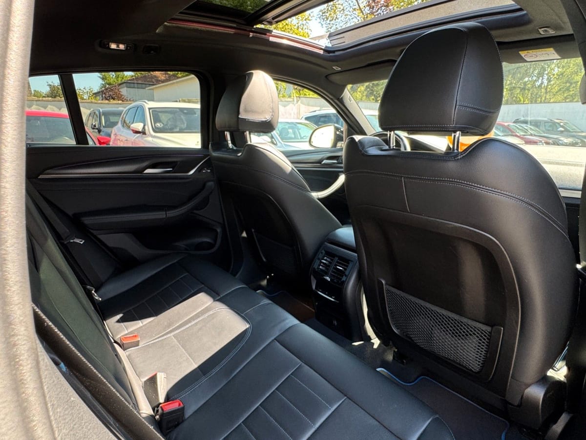BMW X4 xDrive 30i M Sport X*PANO*HuD*LED*RFK*CarPlay foto 22