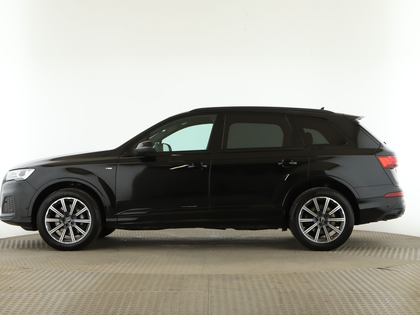 Audi Q7 50 TDI quattro s line Pano AHK B&O RFK ACC HU foto 3