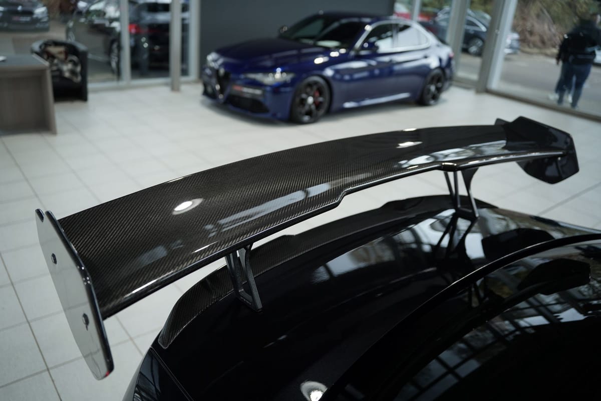 BMW M3 xD Competition 1.H 20 H&K Carbon foto 17