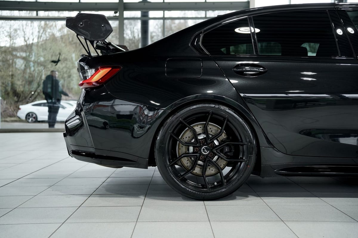 BMW M3 xD Competition 1.H 20 H&K Carbon foto 18