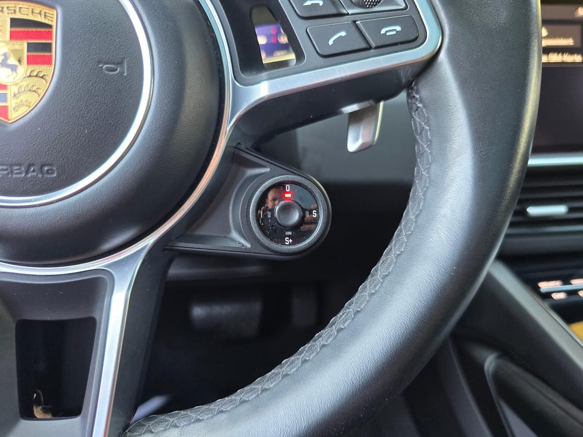 Porsche Cayenne Coupe 3.0 V6°HUD°Bose°Pano°360°ACC°Spur° foto 16