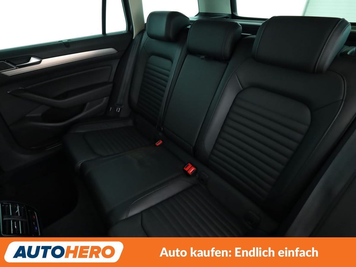 Volkswagen Passat 2.0 TDI Highline 4Motion BMT Aut. NAVI foto 14