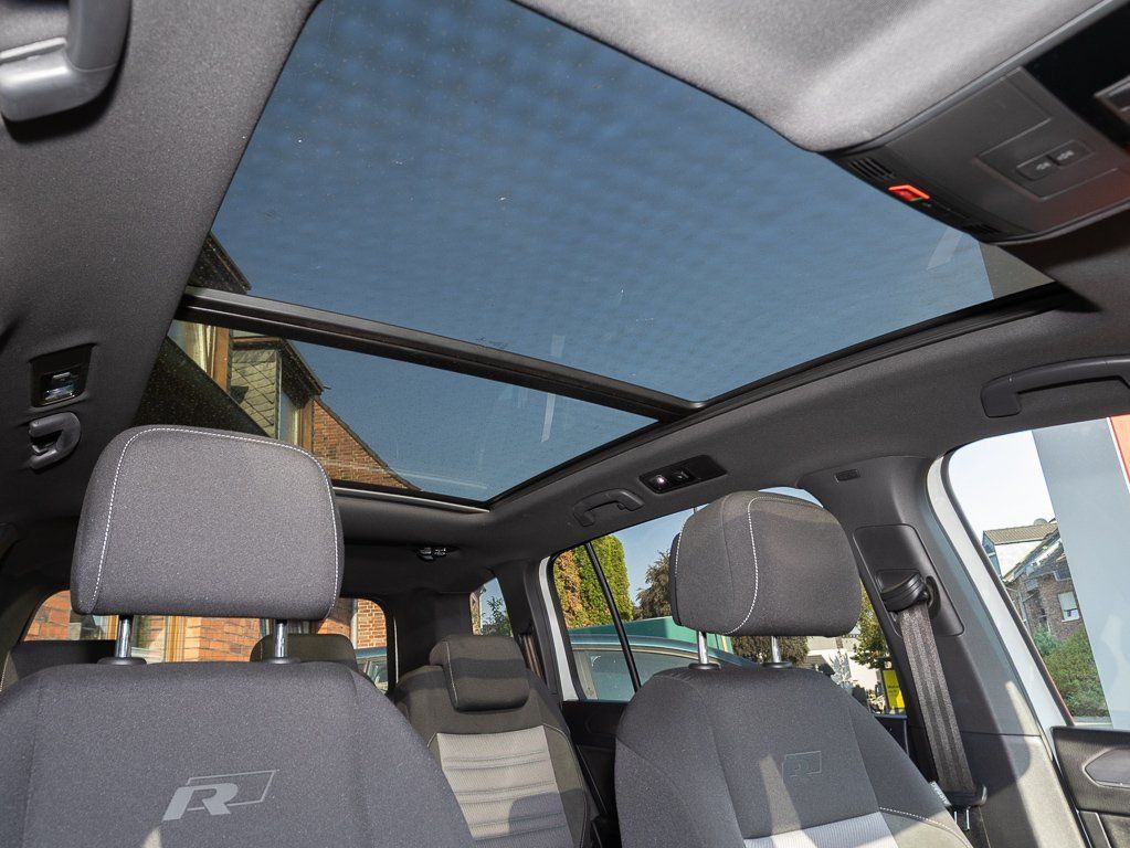 Volkswagen Touran BMT 1.5 TSI Highline +ACC+eFH+NAV+PANO++ foto 11