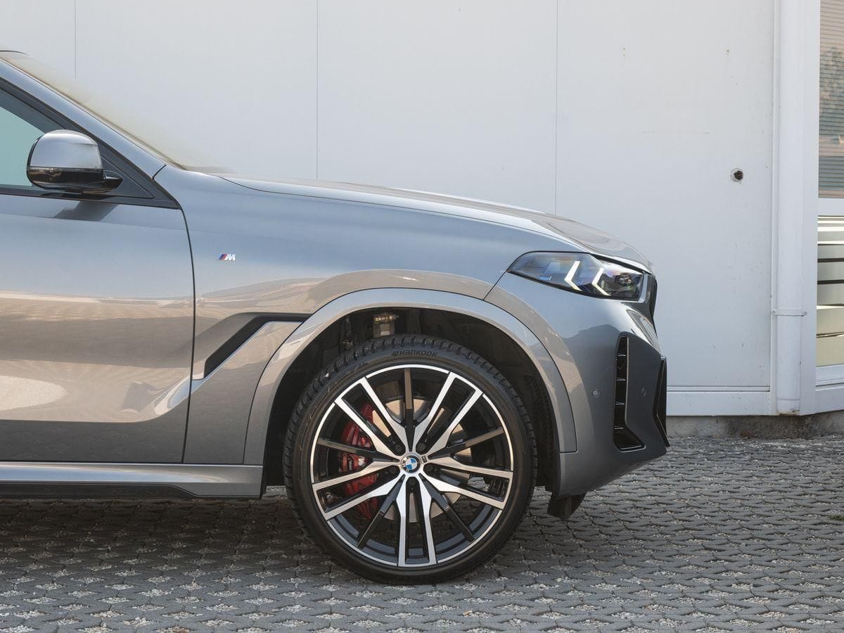BMW X6 xDrive30d M-SportPRO 22 PANO K-Sitz Lüft HuD foto 5