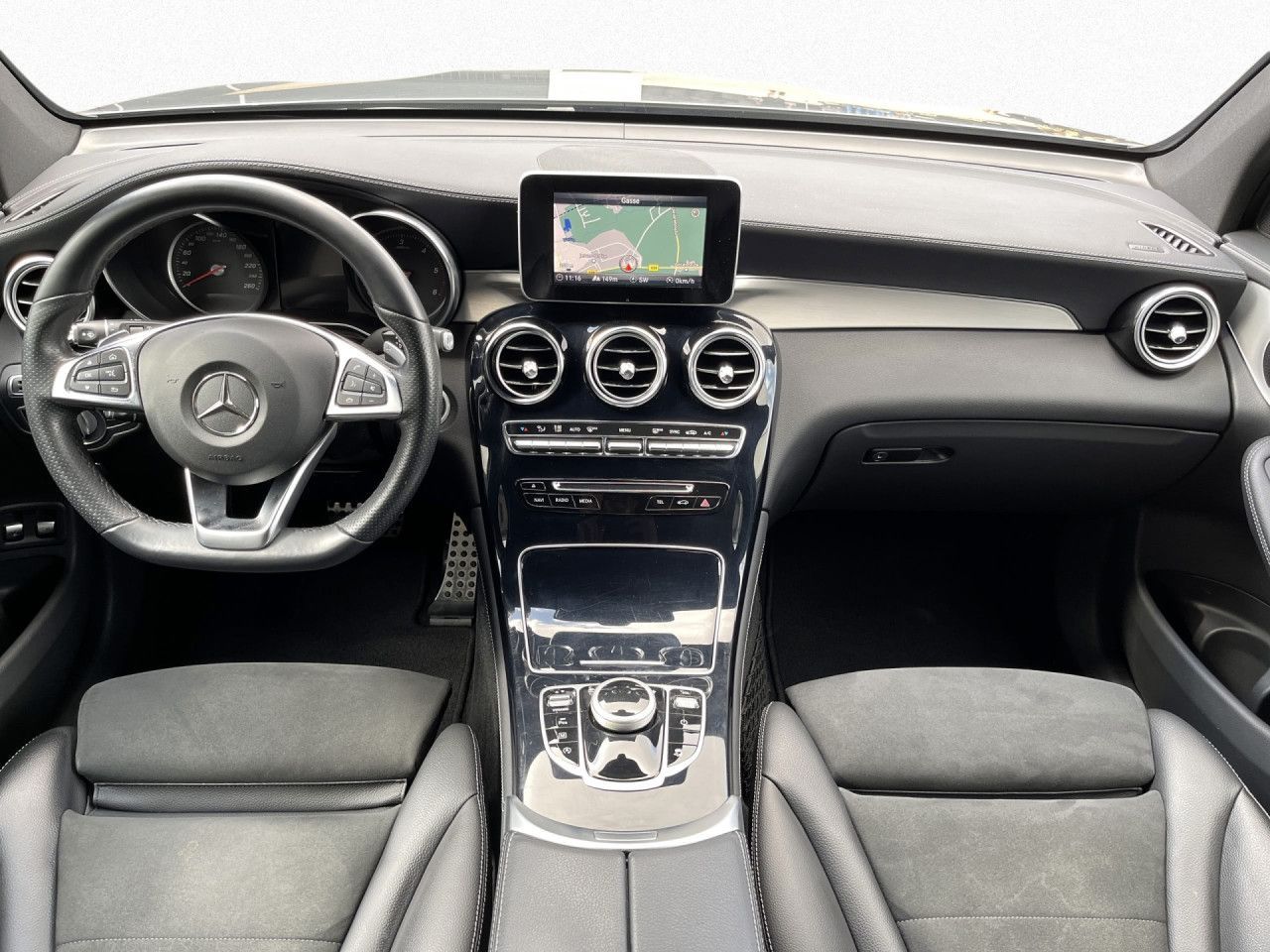 Mercedes-Benz GLC 200d 4Matic Garmin DAB SHZ RFK LED AHK 18" foto 11