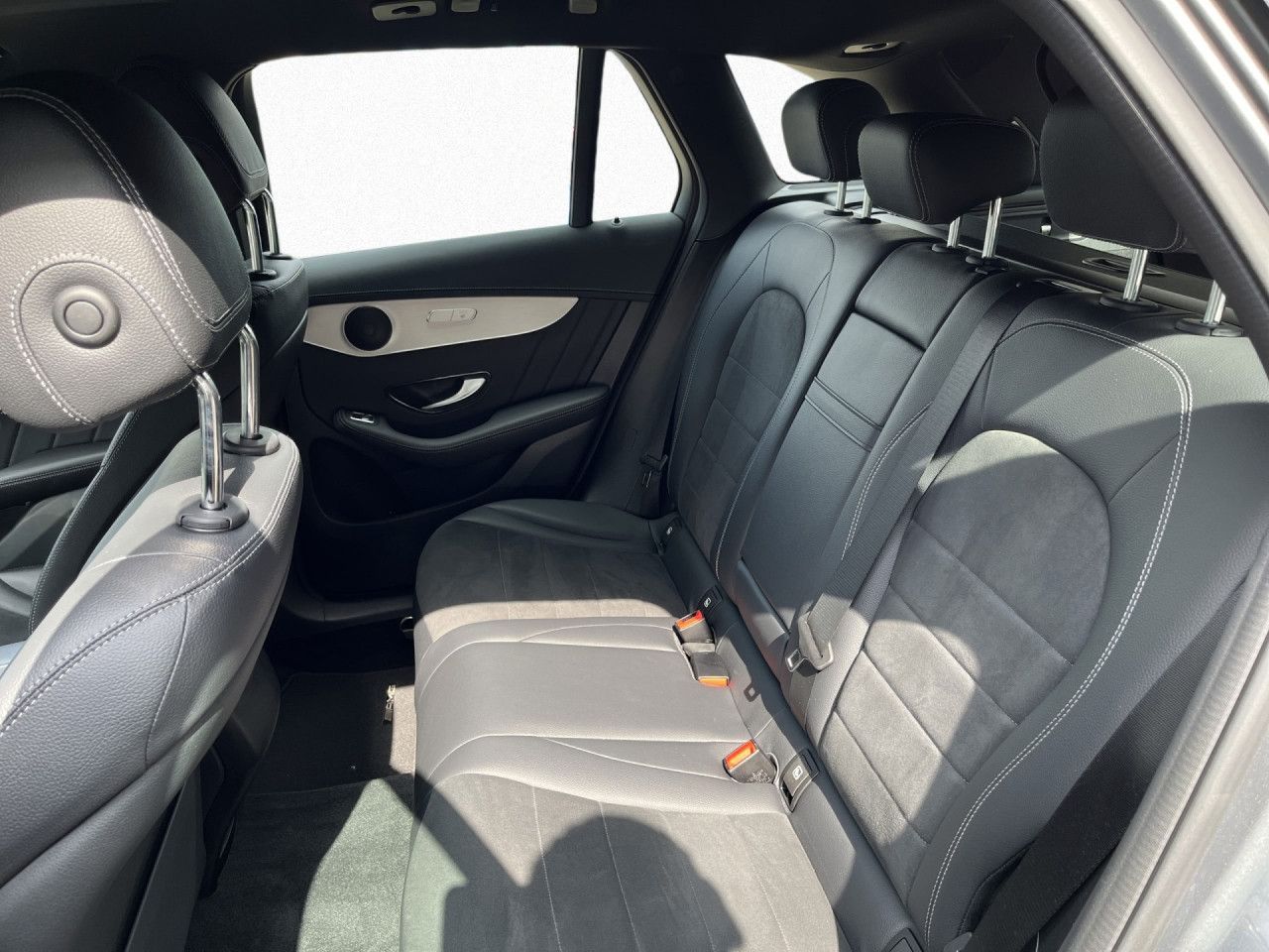 Mercedes-Benz GLC 200d 4Matic Garmin DAB SHZ RFK LED AHK 18" foto 13