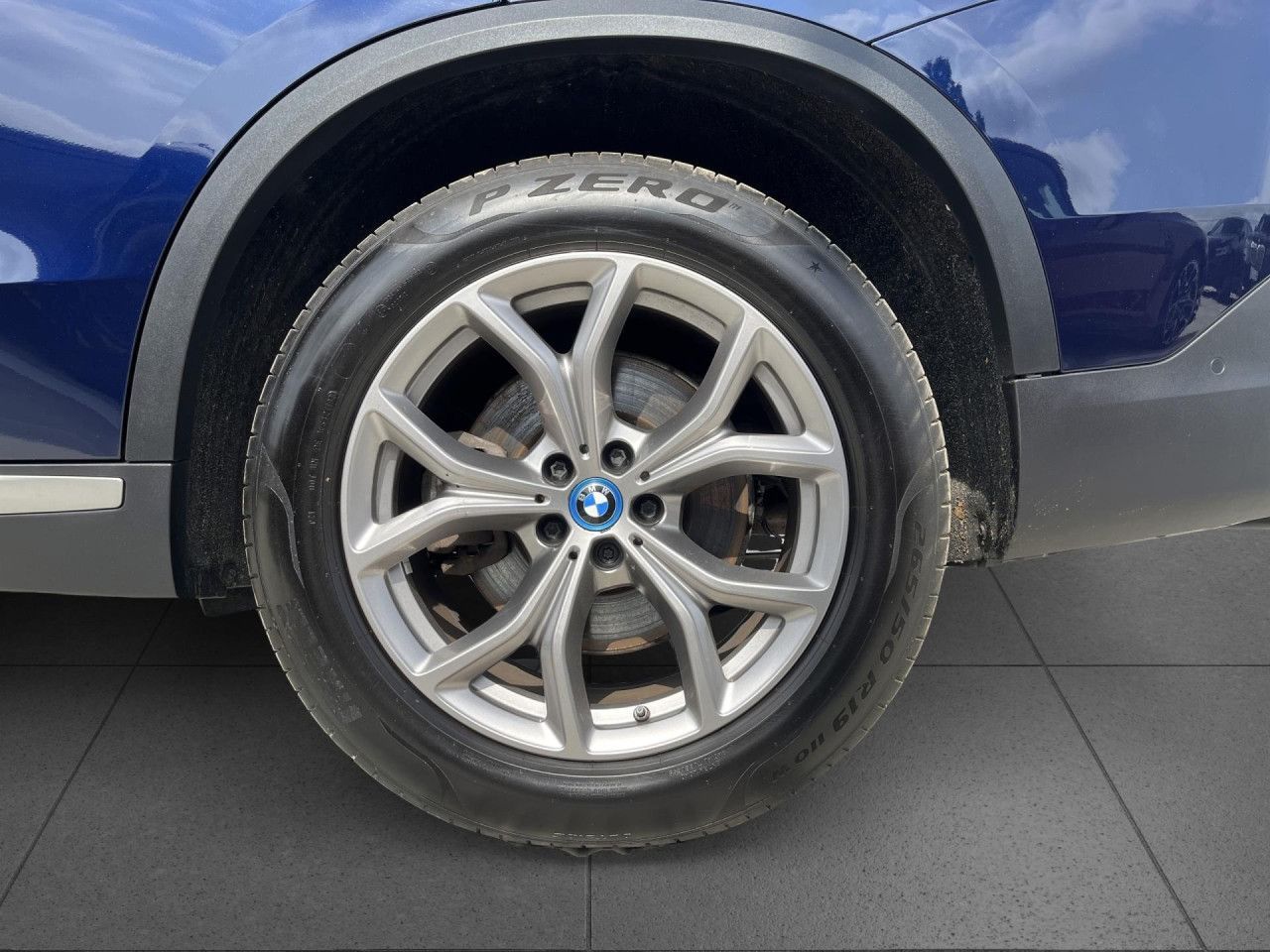 BMW X5 xDrive 45e xLine LivePro,HUD,AHK,Pano,Laser foto 16