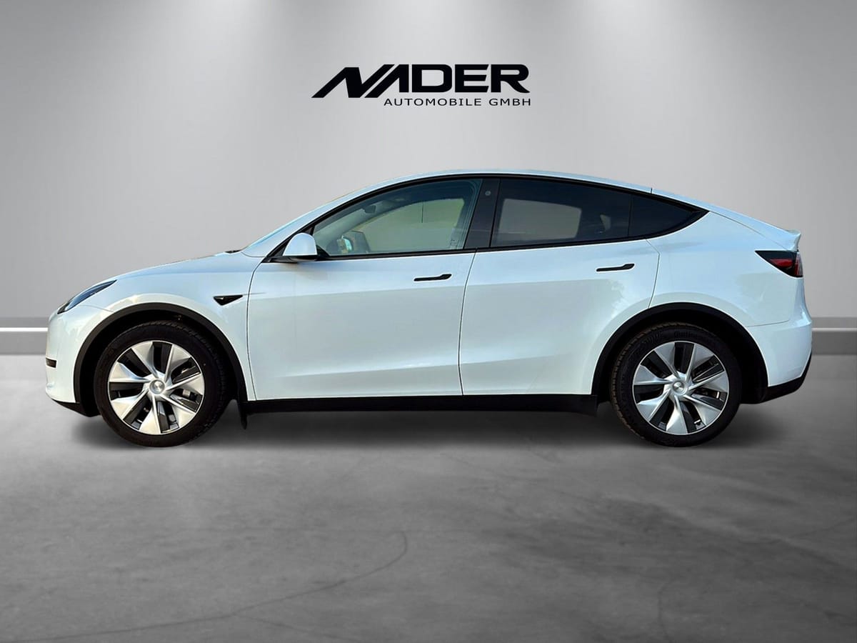 Tesla Model Y RWD Autopilot Panorama Wärmepumpe foto 4