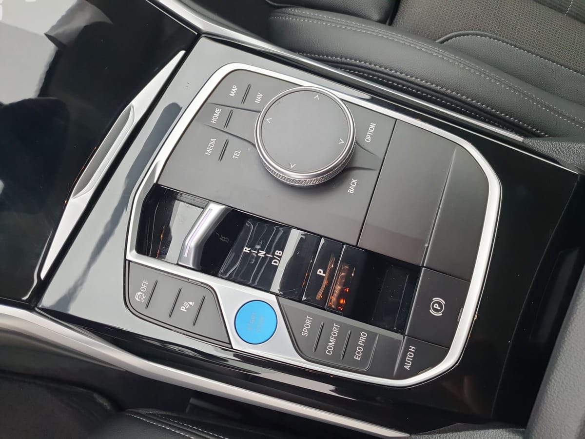 BMW i4 eDrive35 Gran Coupé Navi Kamera Sitzheizung foto 12