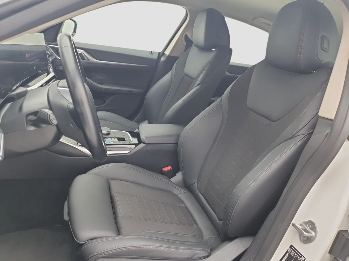 BMW i4 eDrive35 Gran Coupé Navi Kamera Sitzheizung foto 6