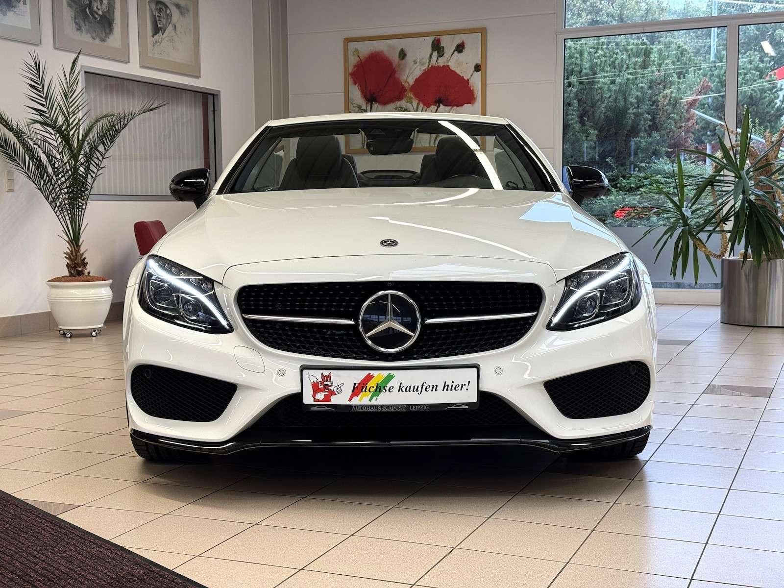 Mercedes-Benz C300 Night Edition AMG 360° Navi Airscarf foto 2
