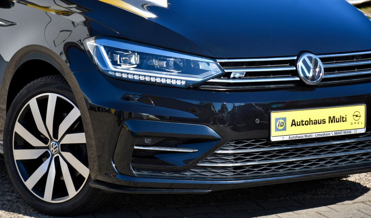 Volkswagen Touran Highline R-line AHK LED ACC Massage Kamer foto 5