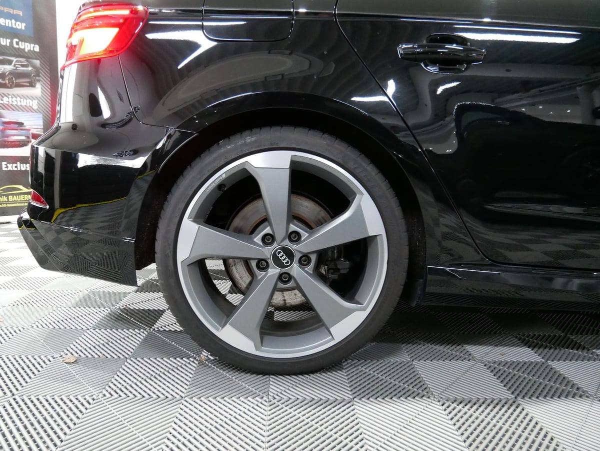 Audi RS3 RS 3 Sportback 2.5 TFSI quattro foto 7