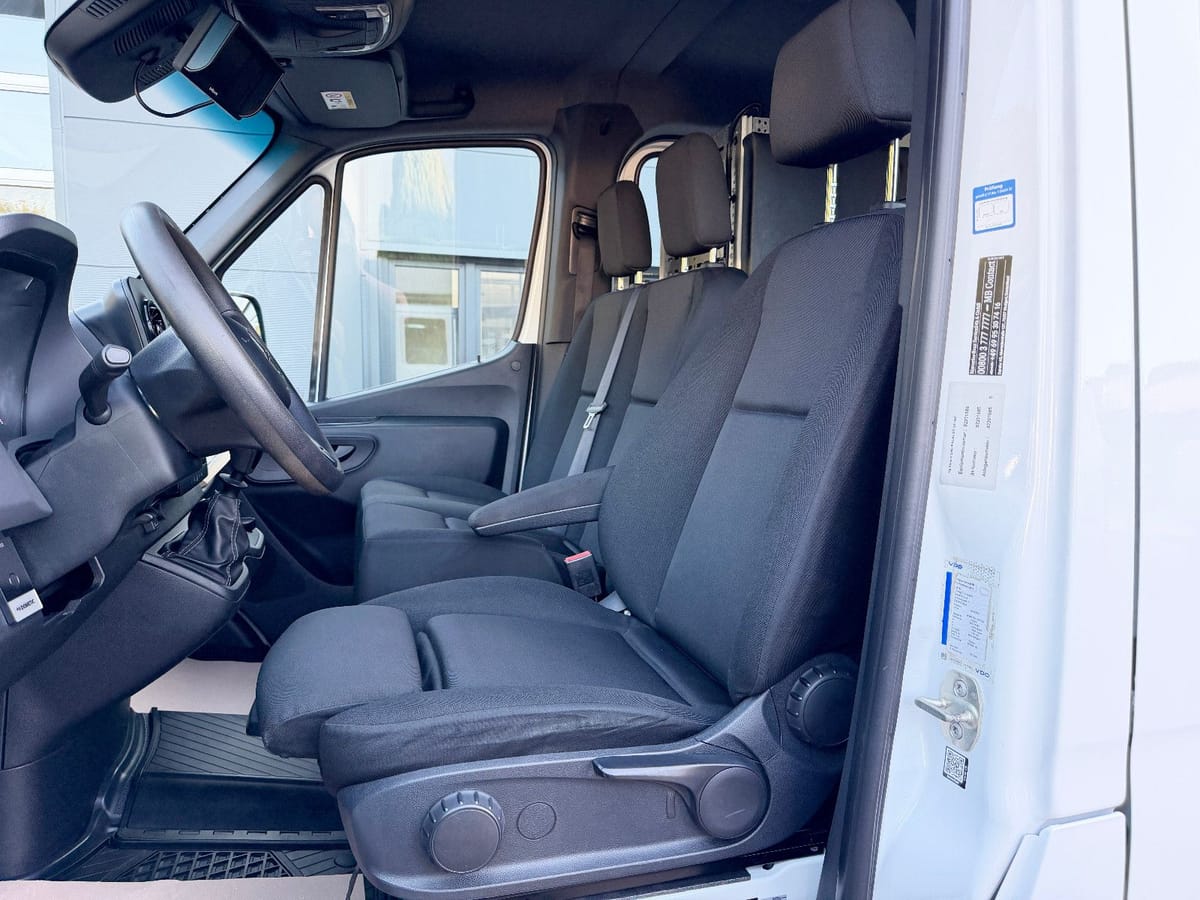 Mercedes-Benz Sprinter 519 CDI 3,0 V6 Pritsche Plane DoKa RWD foto 13