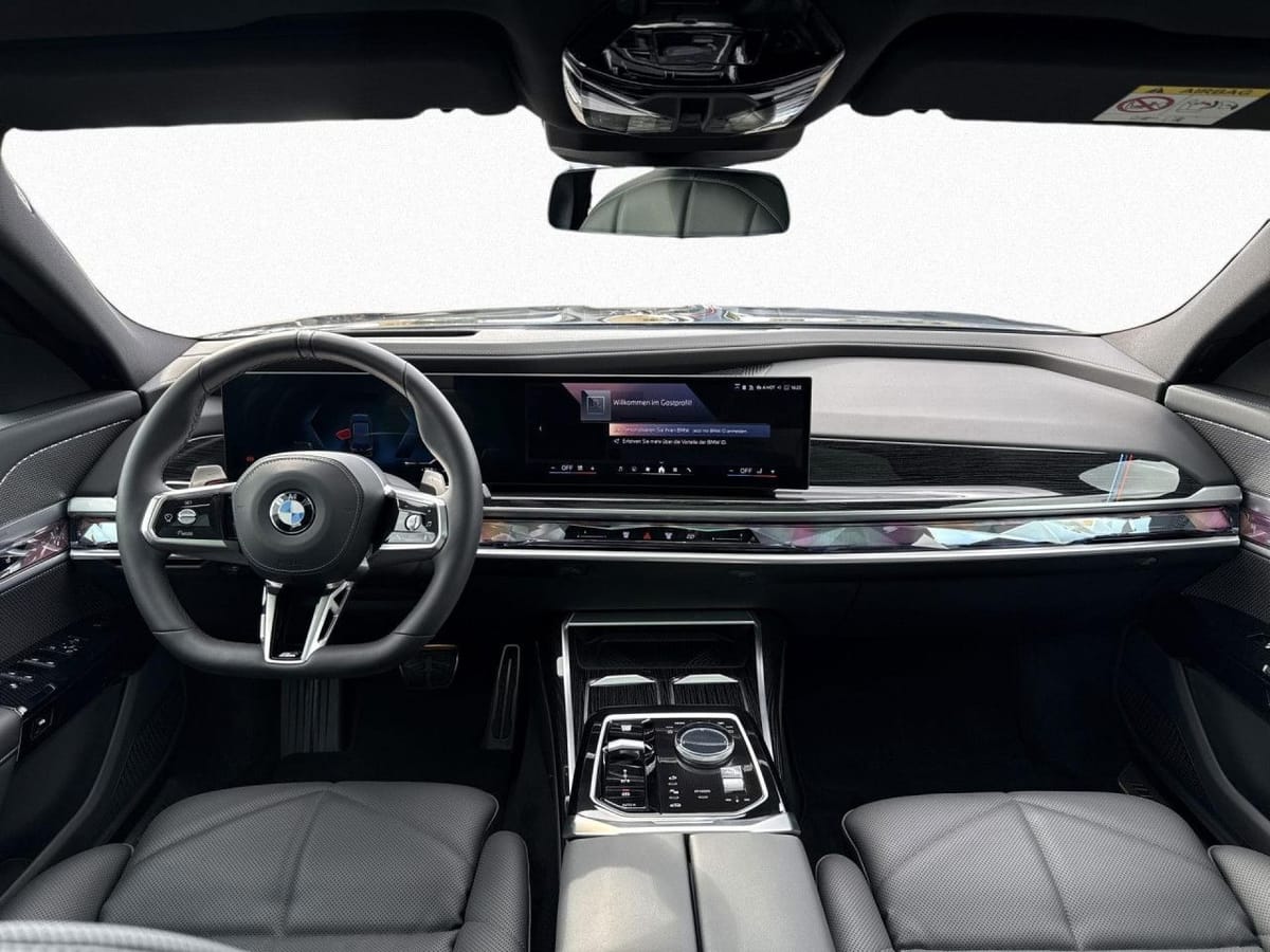 BMW 740d xDr M SPORT SkyL,AHK,StHz,HUD,PAPro,DAPro foto 13