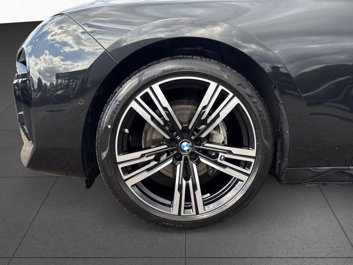 BMW 740d xDr M SPORT SkyL,AHK,StHz,HUD,PAPro,DAPro foto 17