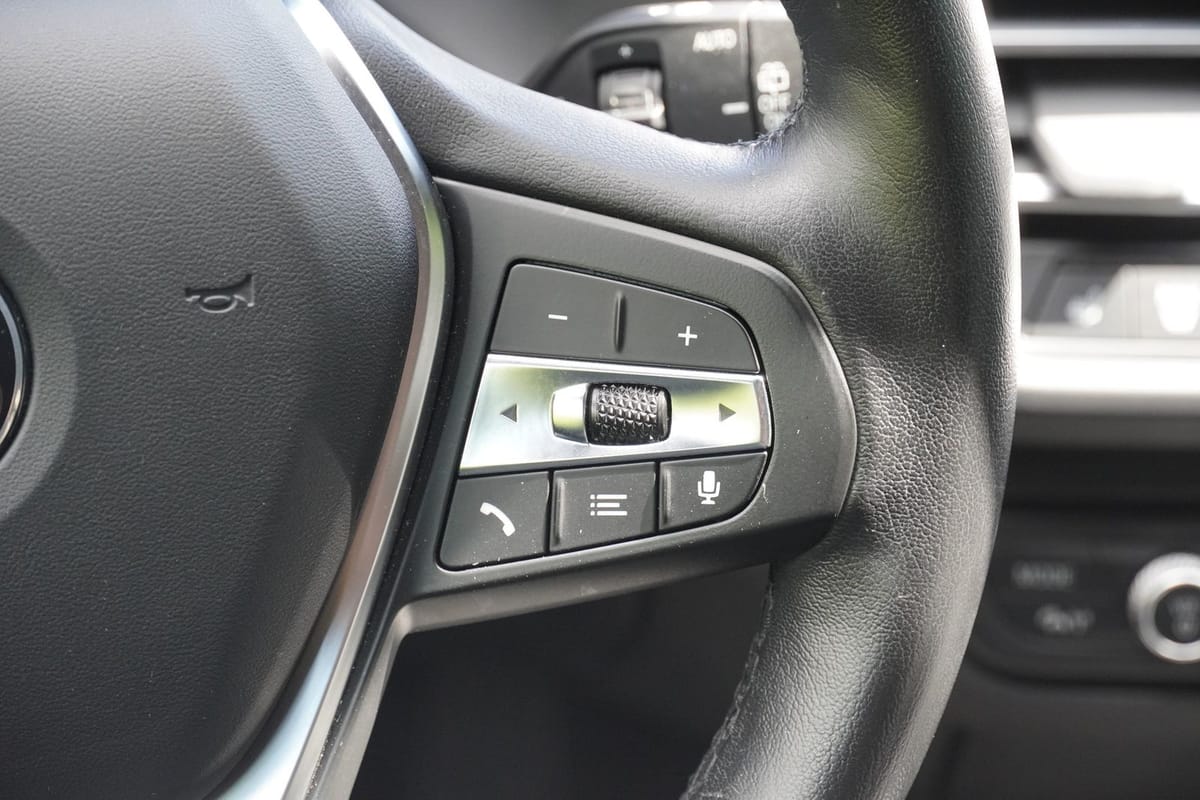 BMW 118i Sport Line Aut. LED ACC Totwinkel Tempomat foto 16