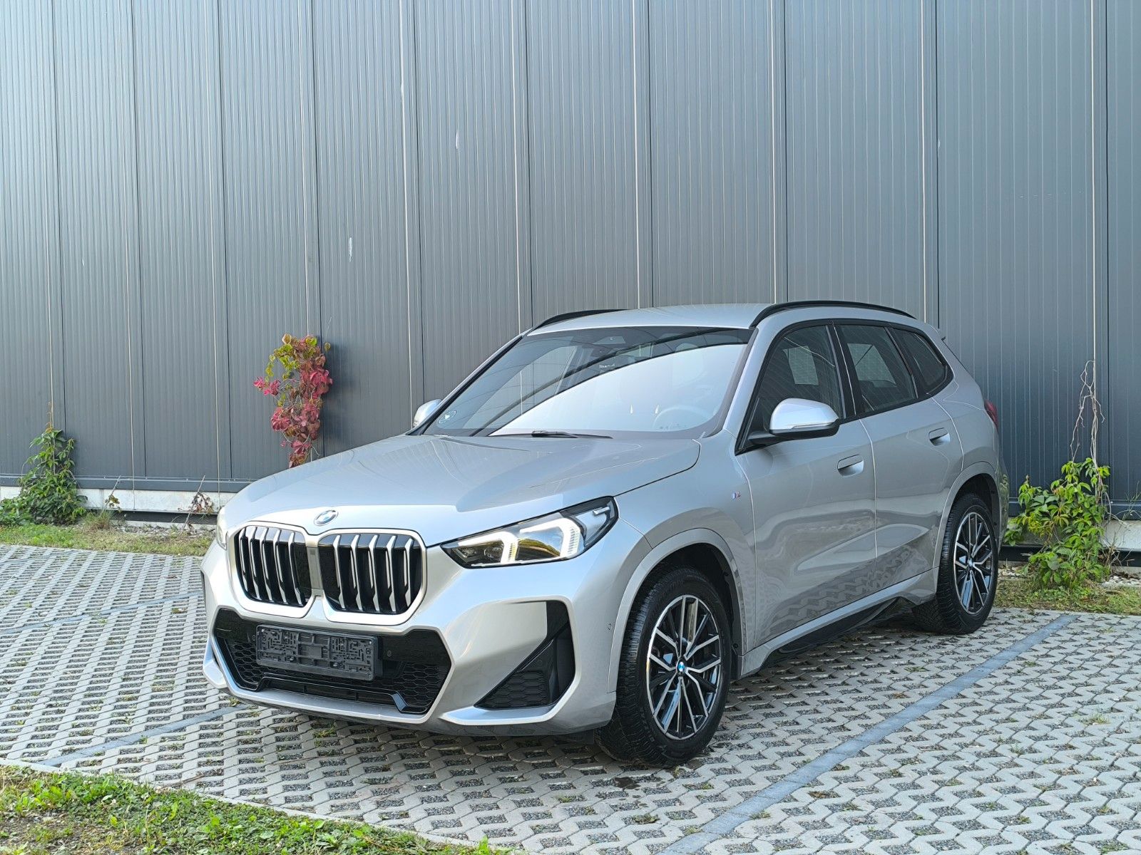BMW X1 sDrive 18 i M Sport Garantie Neuwertig foto 21