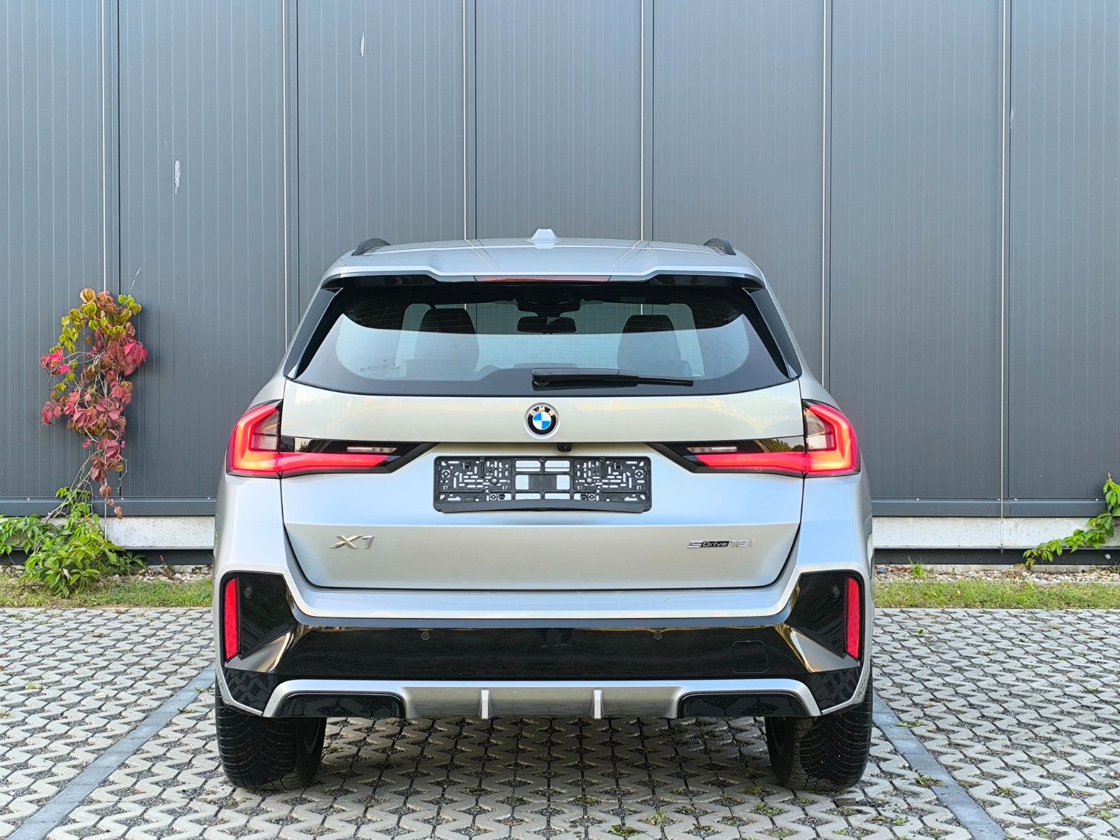 BMW X1 sDrive 18 i M Sport Garantie Neuwertig foto 5