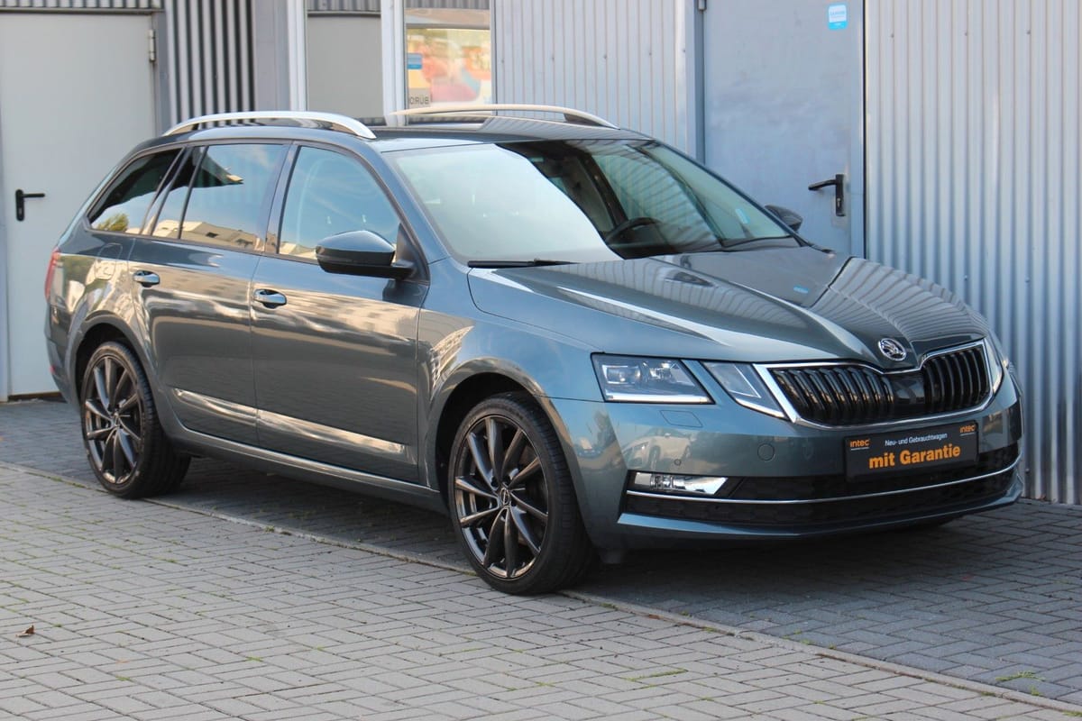 Skoda Octavia Combi Style 2.0 TSI DSG Navi Kamera ACC foto 3