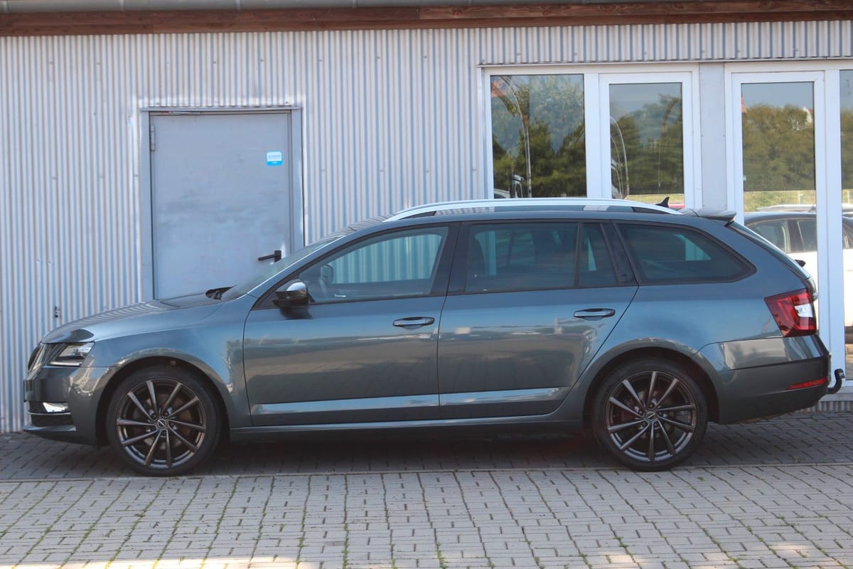 Skoda Octavia Combi Style 2.0 TSI DSG Navi Kamera ACC foto 5