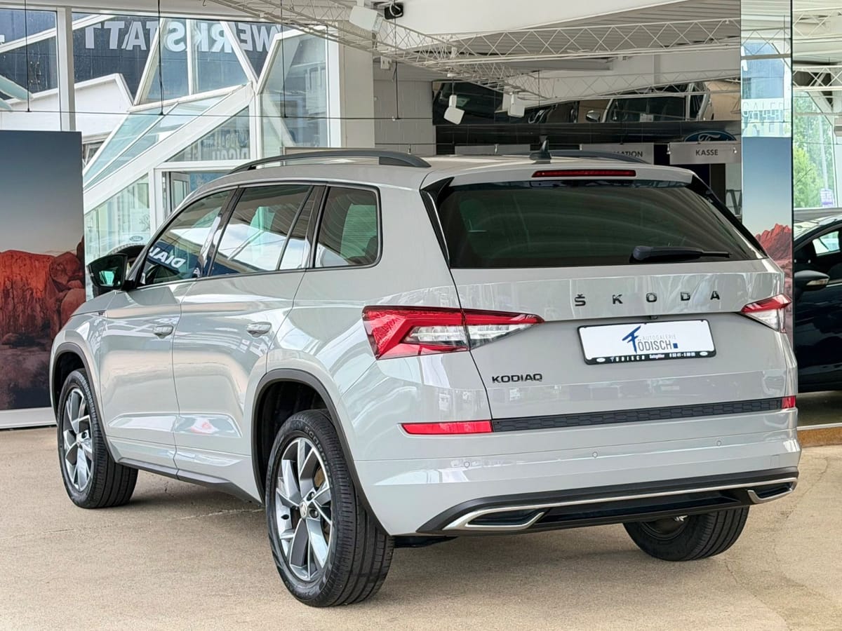 Skoda Kodiaq*1.5 TSI*Sportline*LED*CAM*AHK*CANTON* foto 13