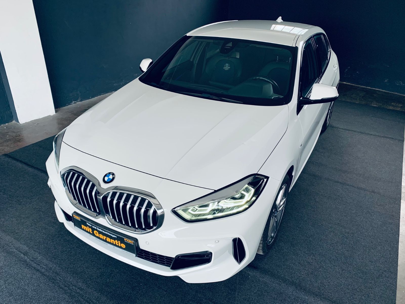 BMW 118D AUT. M Sport LED NAVI COCKPIT PROF foto 2