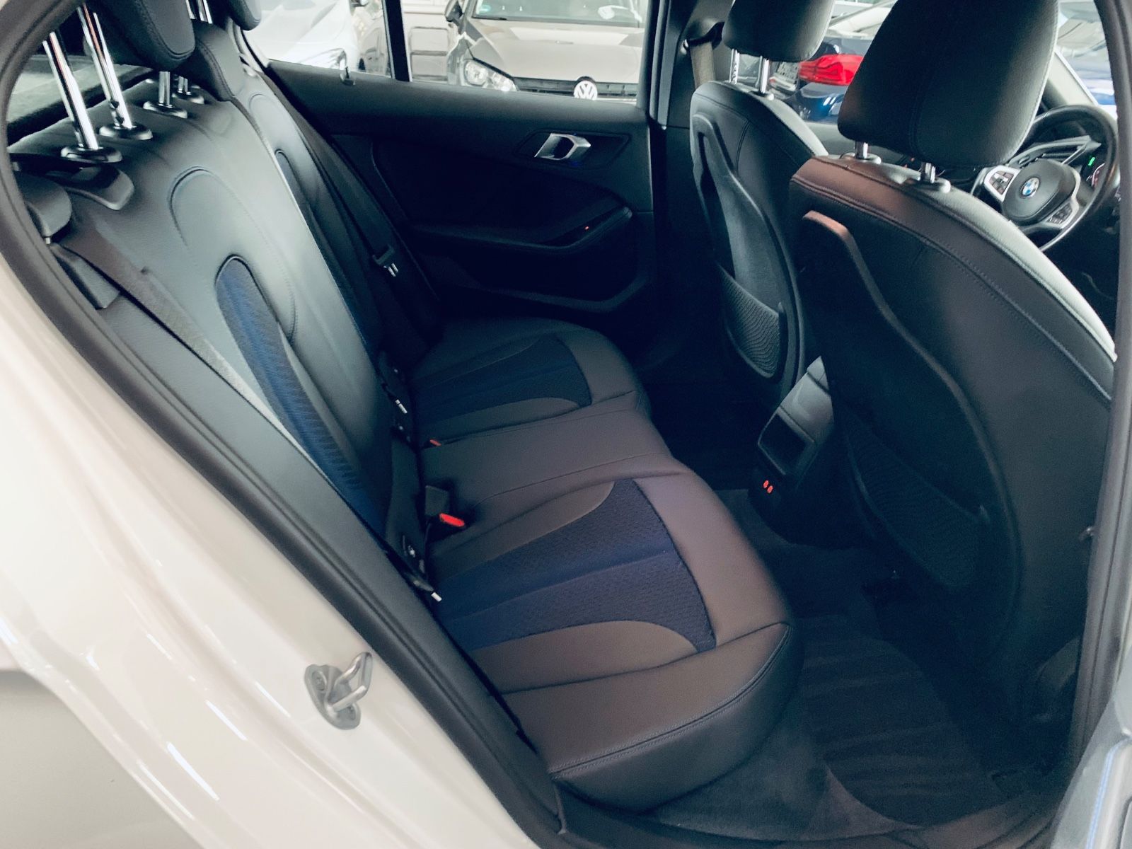 BMW 118D AUT. M Sport LED NAVI COCKPIT PROF foto 20