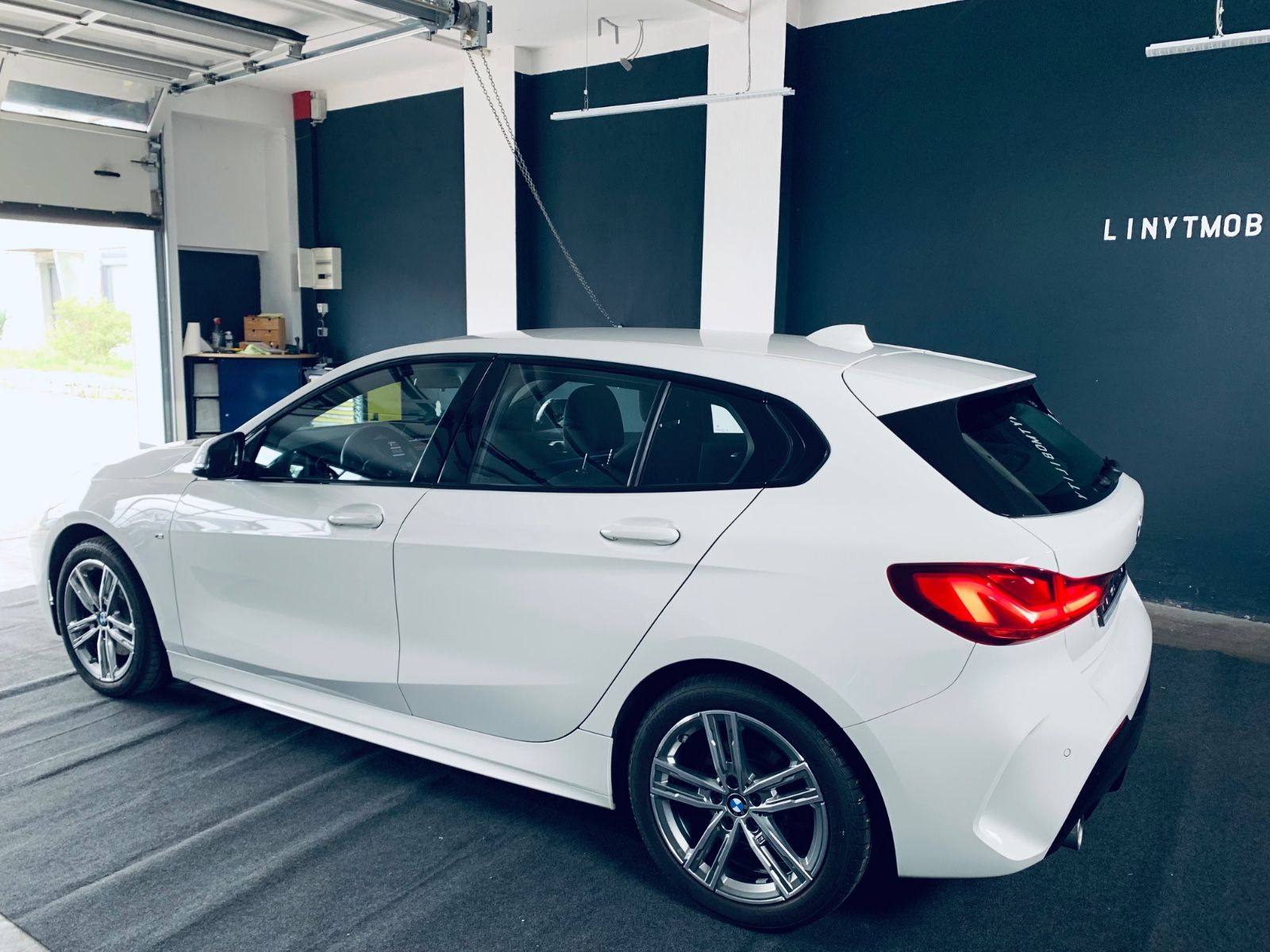BMW 118D AUT. M Sport LED NAVI COCKPIT PROF foto 7