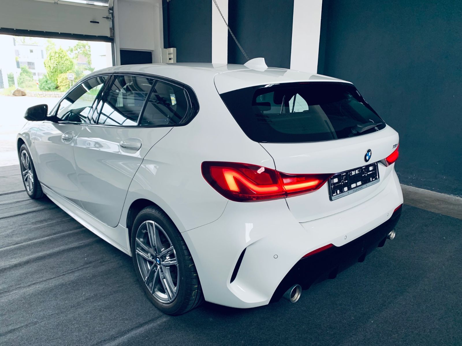 BMW 118D AUT. M Sport LED NAVI COCKPIT PROF foto 8