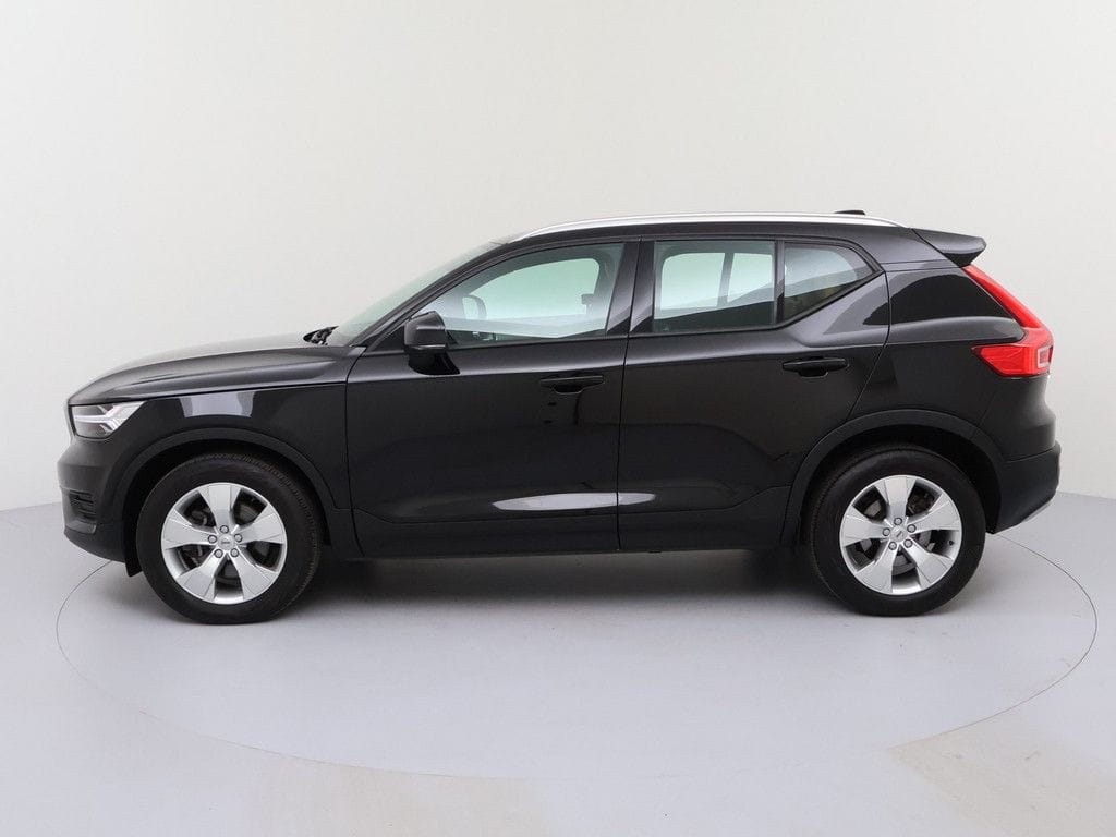 Volvo XC40 D4 AWD Momentum Pro Aut. Navi Kamera H K K foto 8