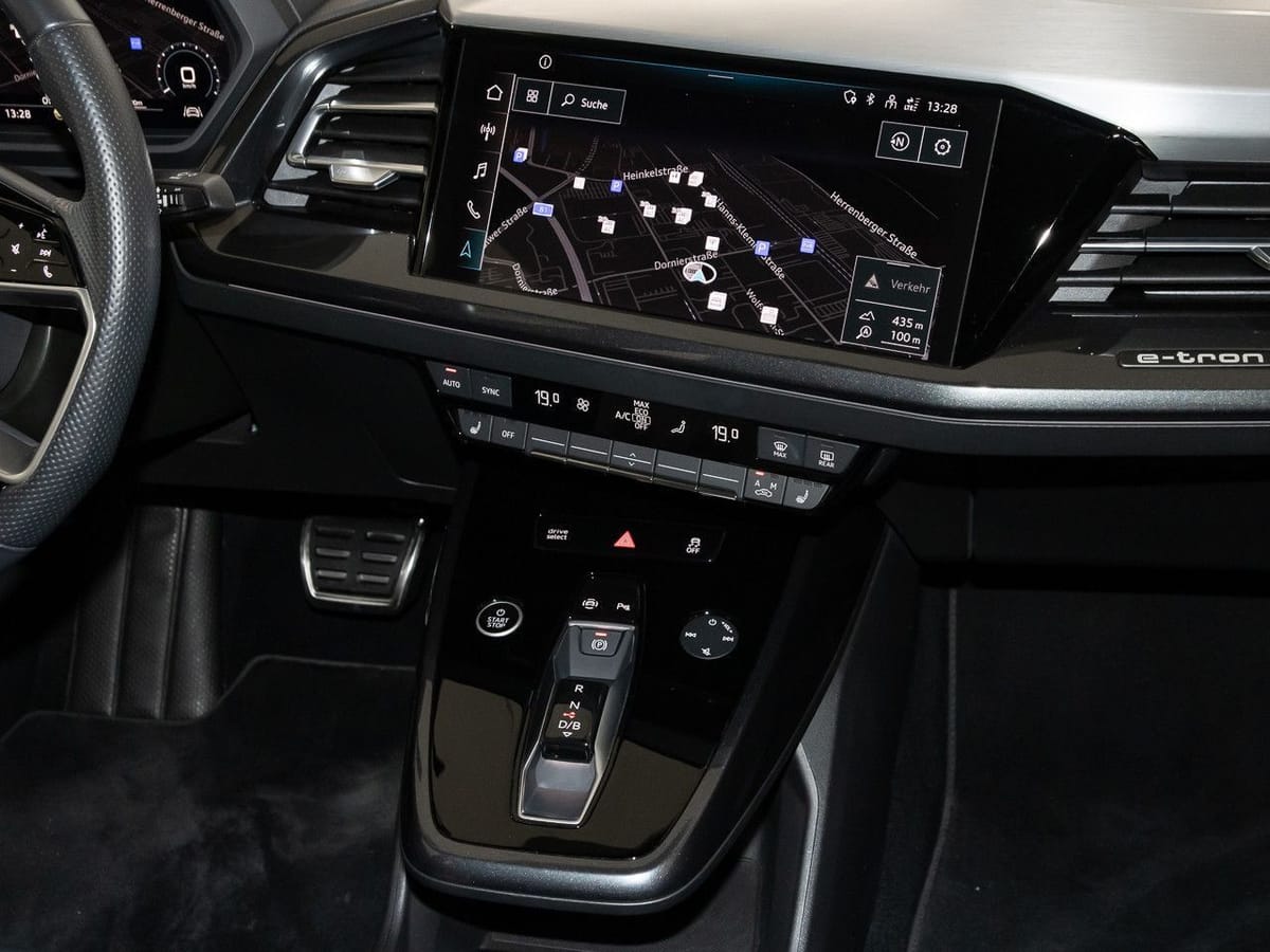 Audi Q4 Sportback e-tron 50 quattro S line Pano AHK foto 16