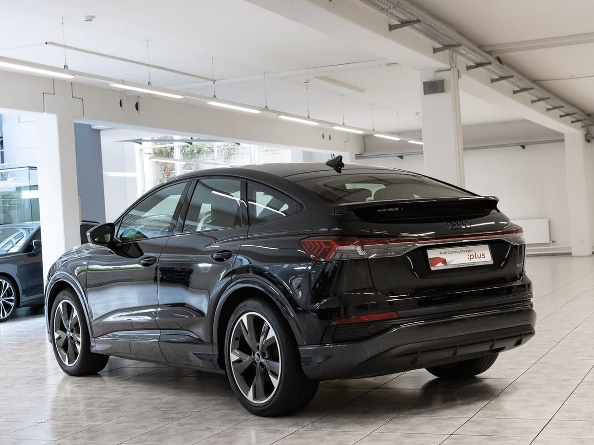 Audi Q4 Sportback e-tron 50 quattro S line Pano AHK foto 4