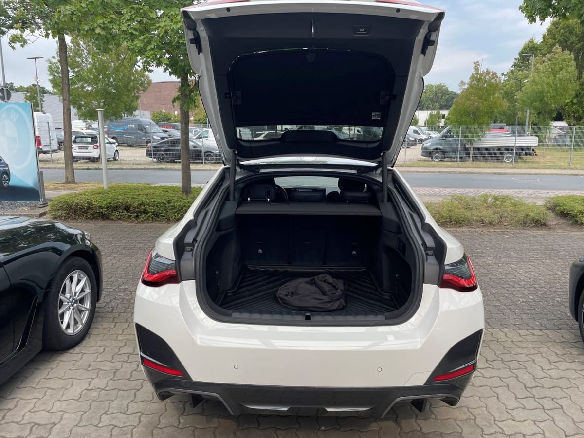 BMW i4 eDrive35 Gran Coupe Elektro M Sport Parkass. foto 11