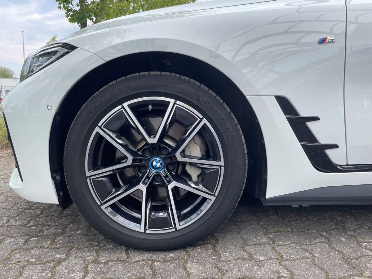 BMW i4 eDrive35 Gran Coupe Elektro M Sport Parkass. foto 12