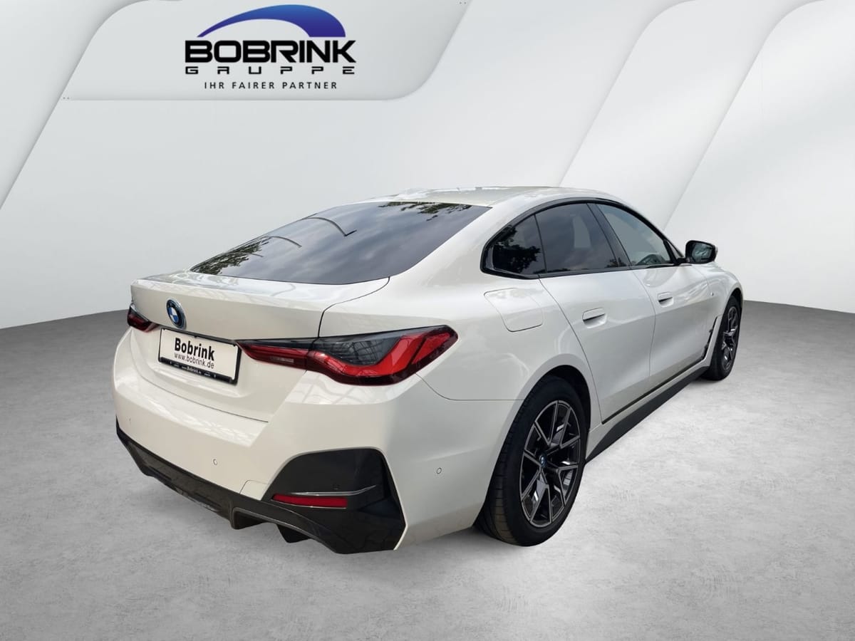BMW i4 eDrive35 Gran Coupe Elektro M Sport Parkass. foto 3