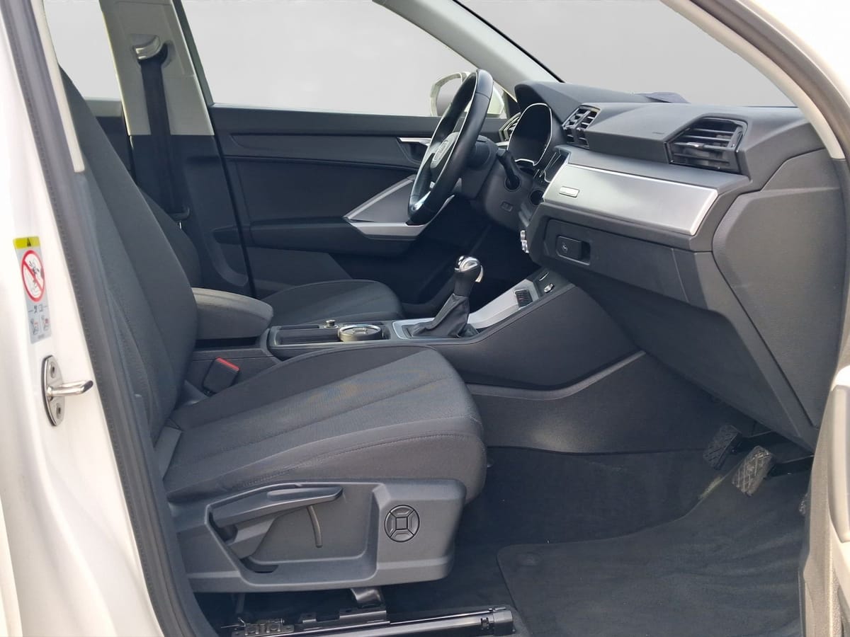 Audi Q3 35 TDI ADVANCED AHK LED PDC KAMERA foto 4