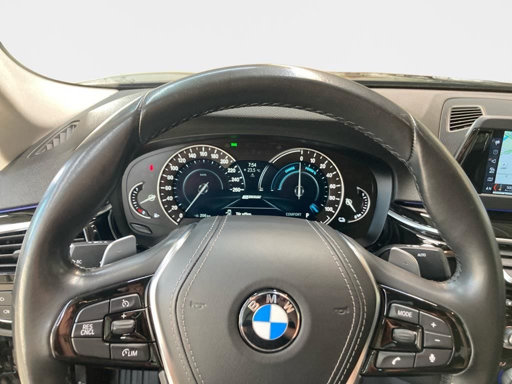 BMW 530e Aut. Sport Line RFK Business SHZ LED Navi foto 13