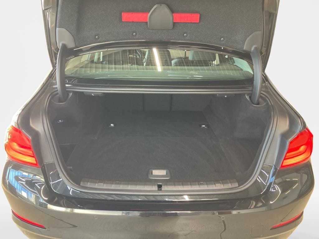 BMW 530e Aut. Sport Line RFK Business SHZ LED Navi foto 17