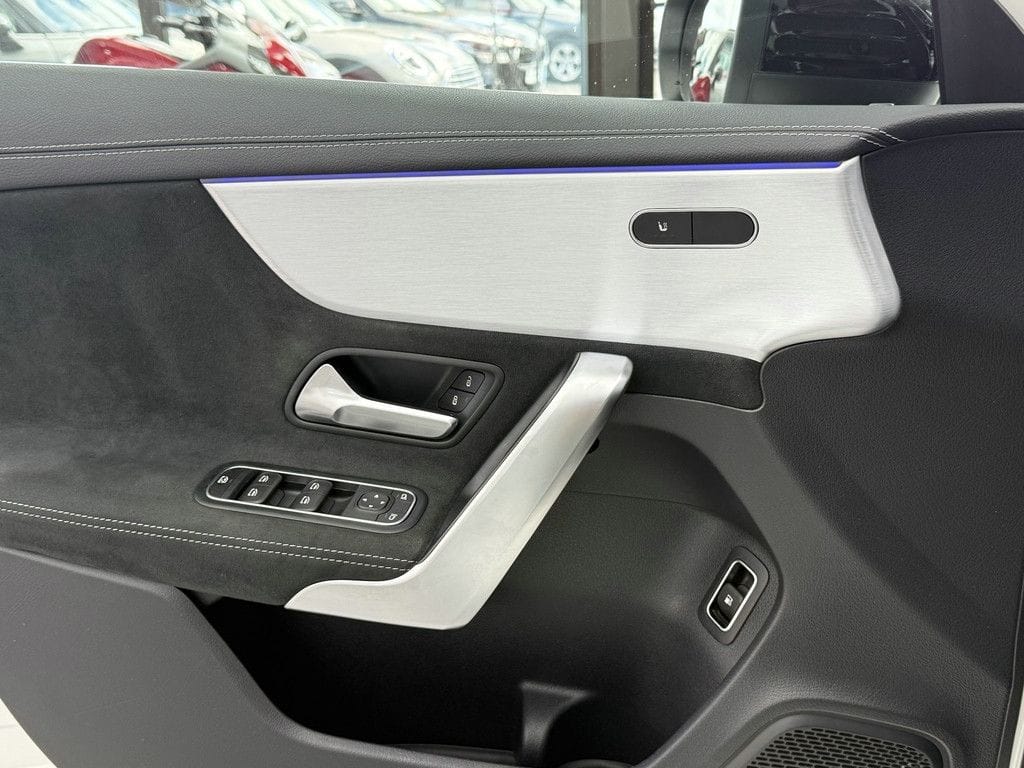 Mercedes-Benz A 250 e Edition 2020, 1 Hand, AMG LINE,Alcantara foto 17