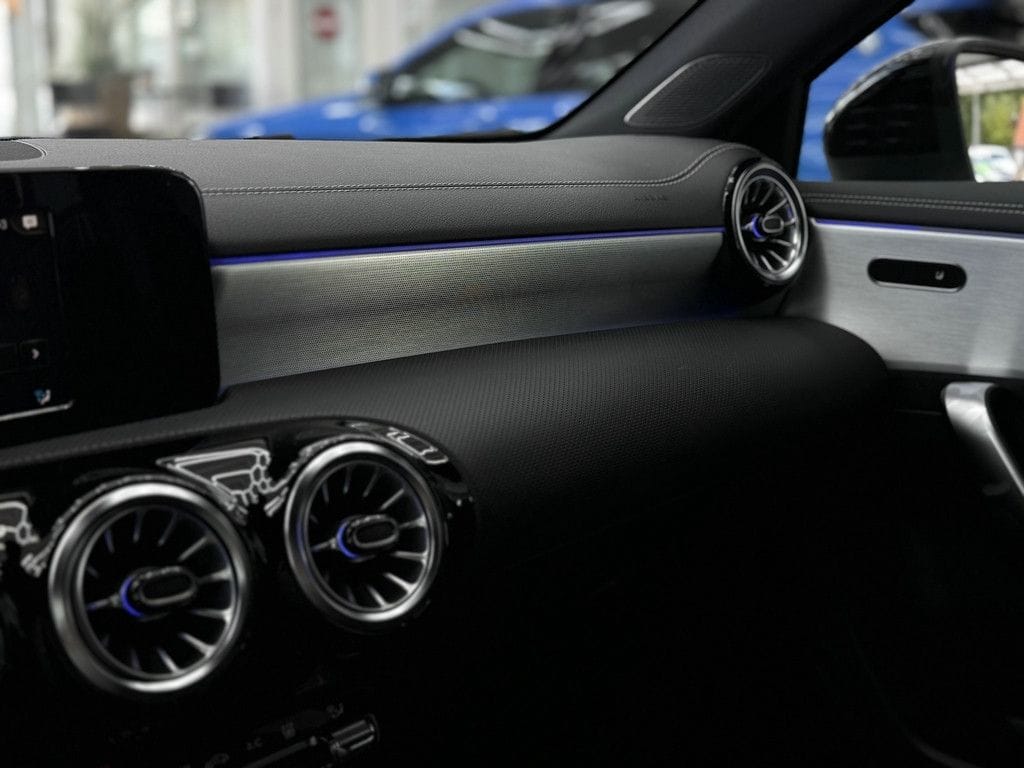Mercedes-Benz A 250 e Edition 2020, 1 Hand, AMG LINE,Alcantara foto 18