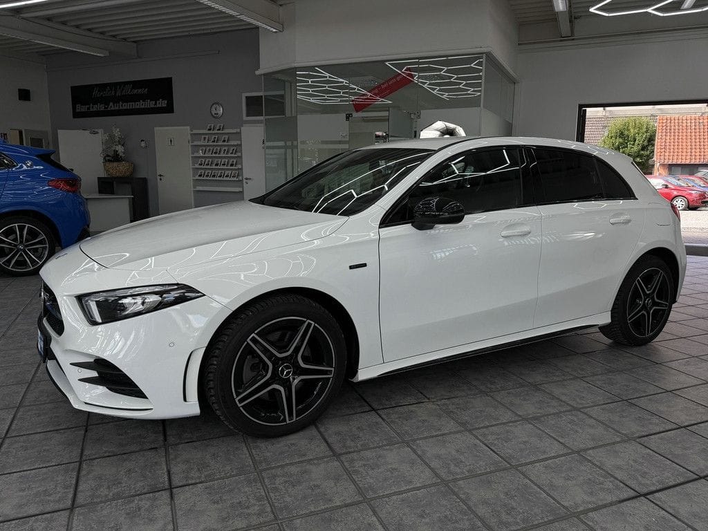 Mercedes-Benz A 250 e Edition 2020, 1 Hand, AMG LINE,Alcantara foto 3