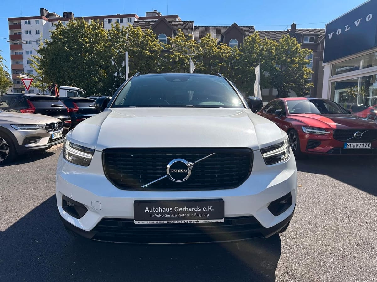 Volvo XC40 T5 AWD R Des. Pano Alcantara 20 ACC BLIS foto 2