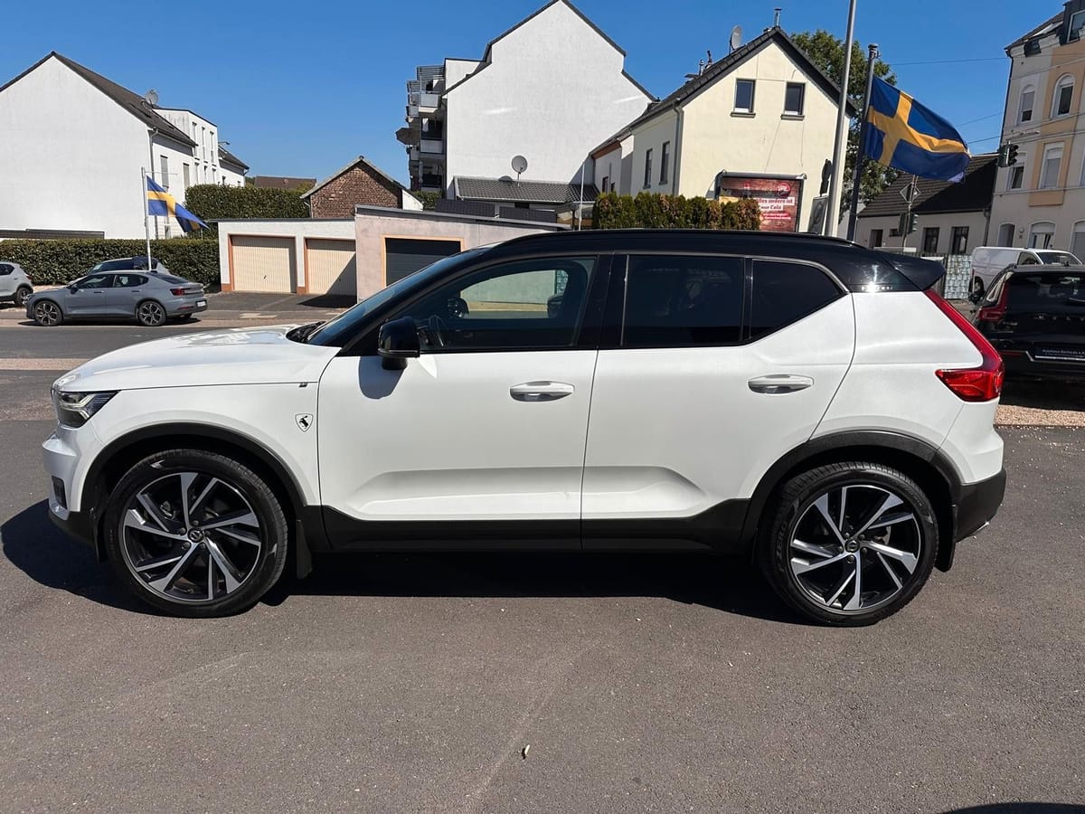 Volvo XC40 T5 AWD R Des. Pano Alcantara 20 ACC BLIS foto 11