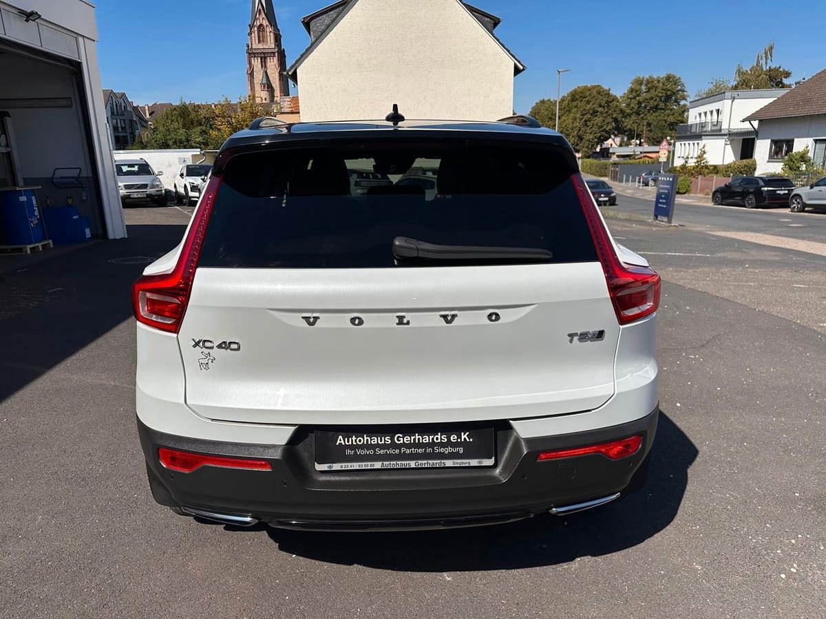 Volvo XC40 T5 AWD R Des. Pano Alcantara 20 ACC BLIS foto 7