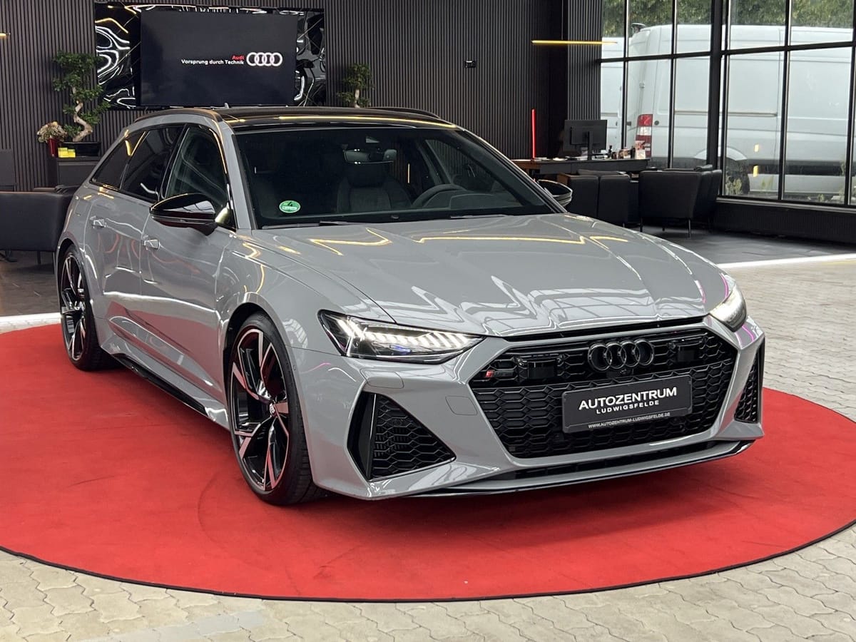 Audi RS 6 Avant 4.0 TFSI quattro PANO / B&O / 360° CA