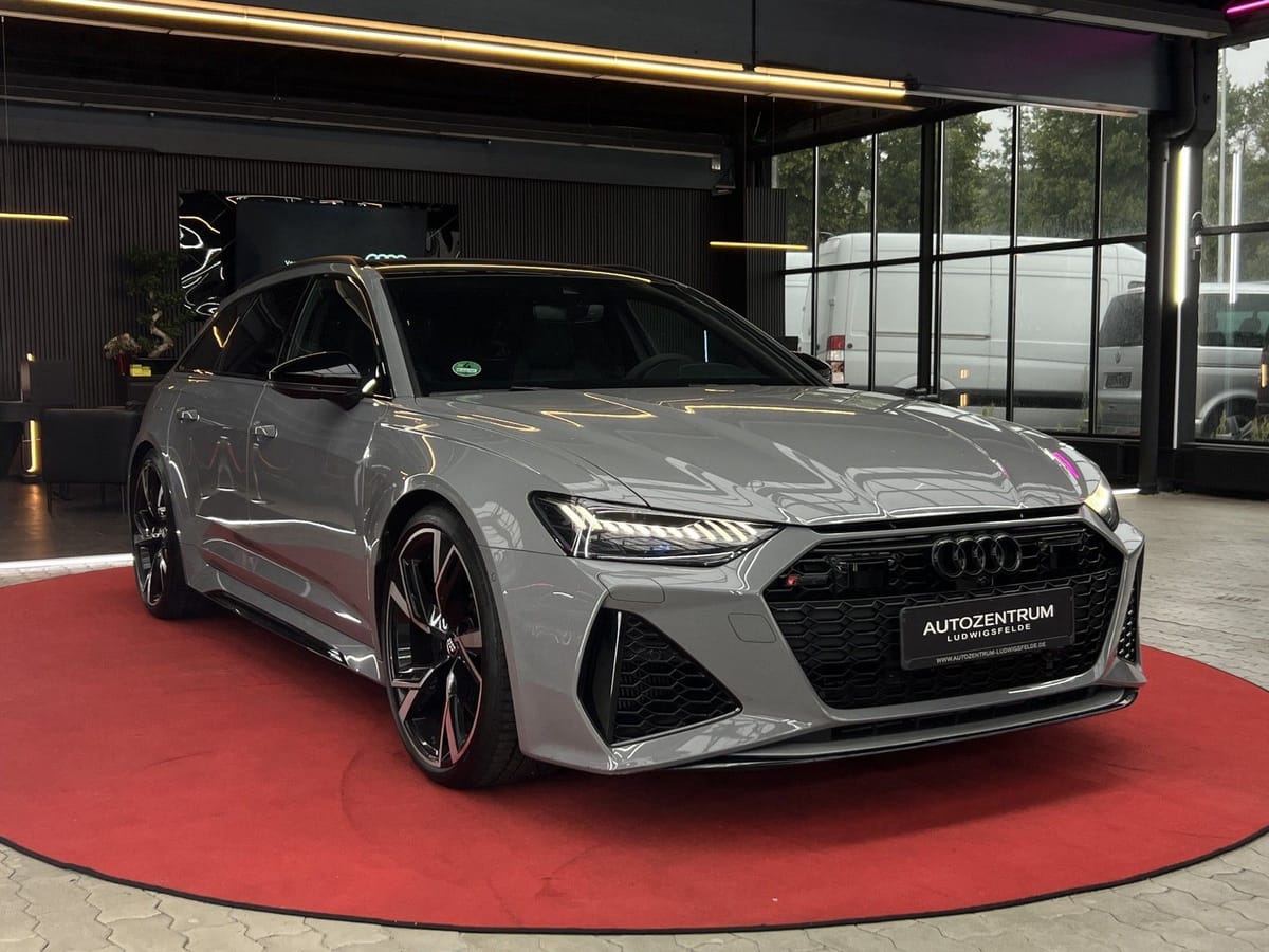 Audi RS 6 Avant 4.0 TFSI quattro PANO / B&O / 360° CA foto 25